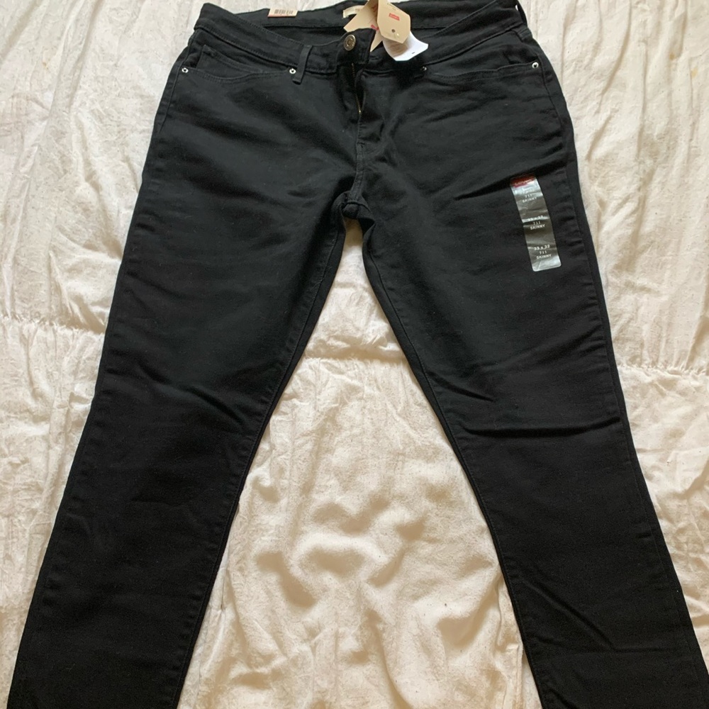 Levi 711 Skinny Jeans